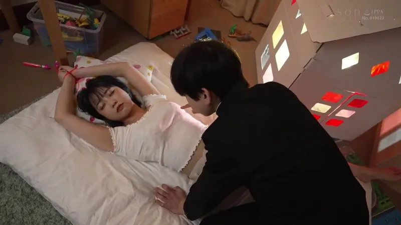 Trả thù anh trai thường xuyên bắt nạt bằng cách đụ người tình anh ấy