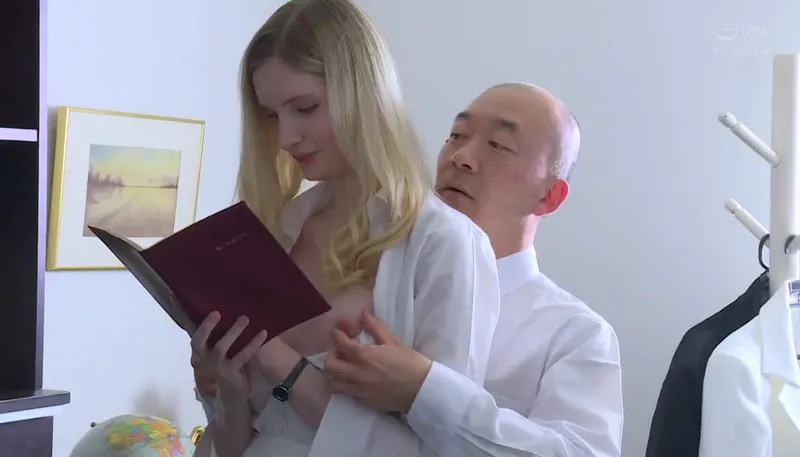 Bà xã chấp nhận làm người yêu cho đối tác của Ông chồng để trả nợ